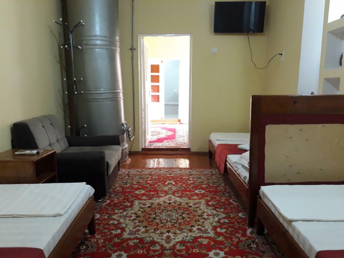 Amir-Yaxyo Hotel Бухара Екстериор снимка