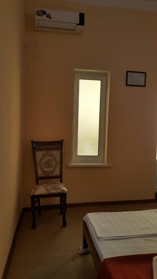 Amir-Yaxyo Hotel Бухара Екстериор снимка